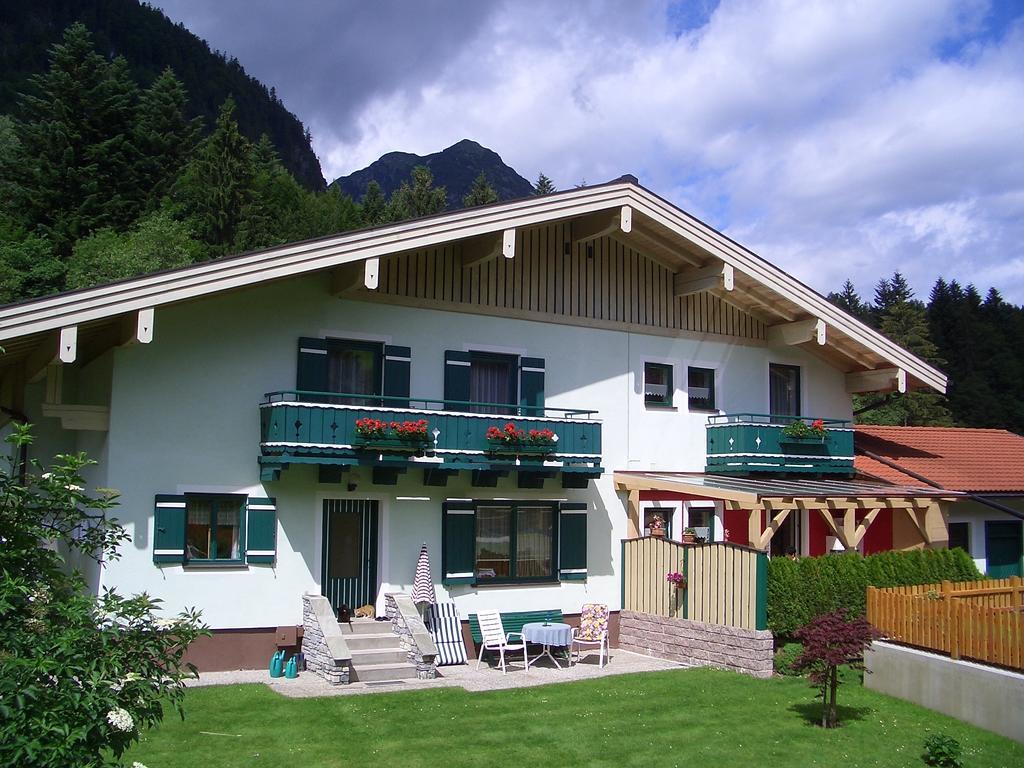 Hausmenneweger Apartment Annaberg im Lammertal Room photo